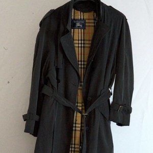 Mens XL Vintage Burberry Navy Trenchcoat